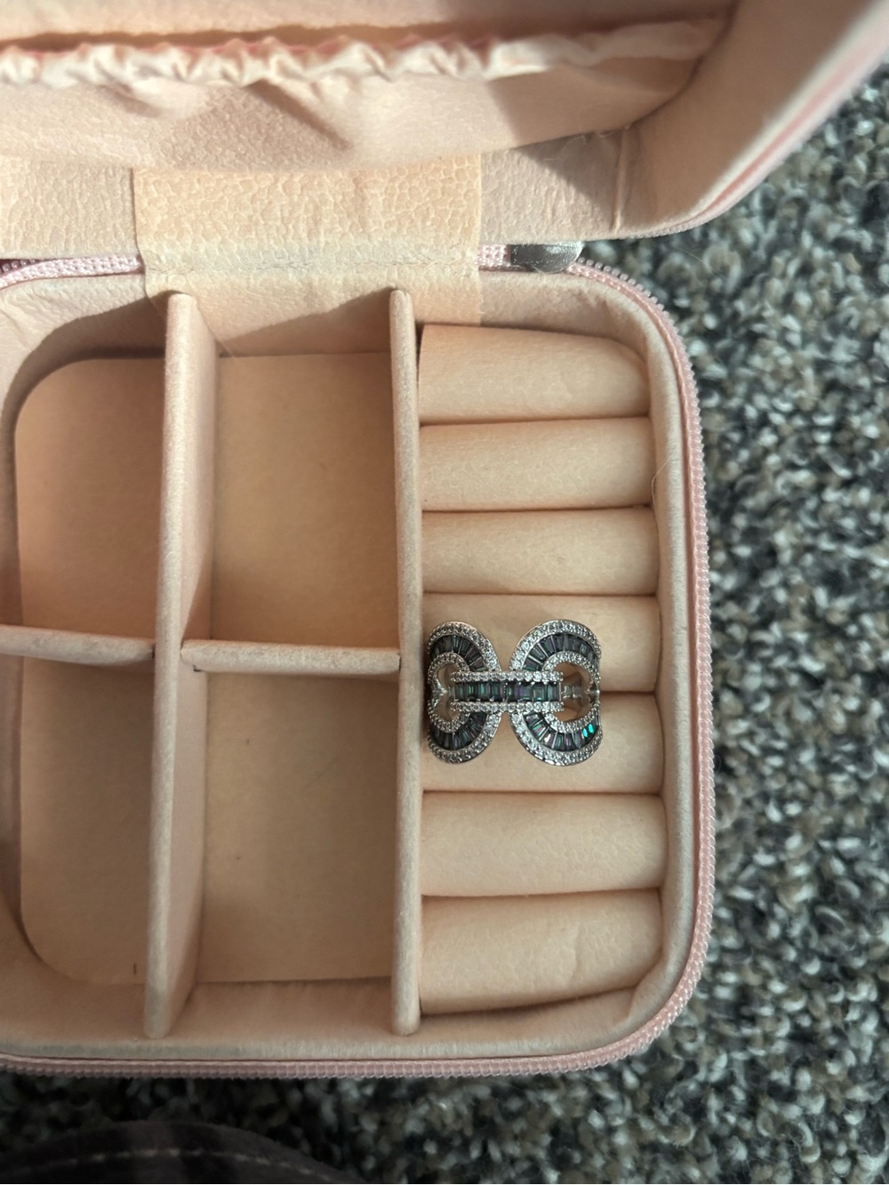 Women’s Pink Jewelry Case with Soft Velvet Interior